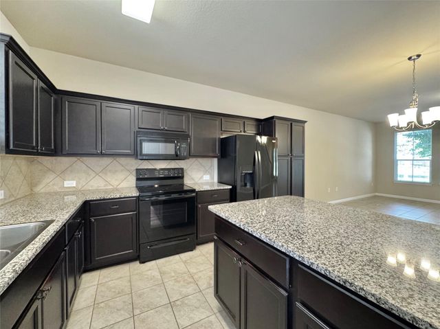 713 Katmai CIR, Pflugerville, TX 78660