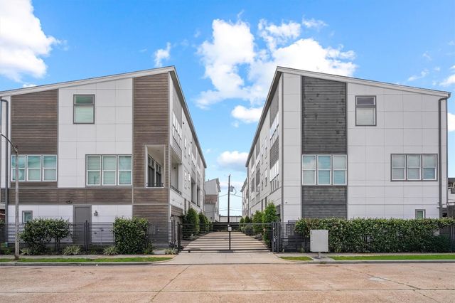 9614 Riddlewood Lane, Houston, TX 77025