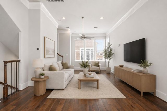 9614 Riddlewood Lane, Houston, TX 77025