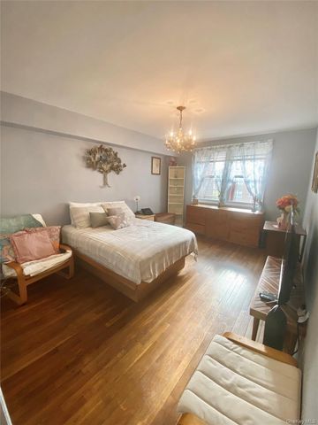 2 Sadore Lane 5Z, Yonkers, NY 10710