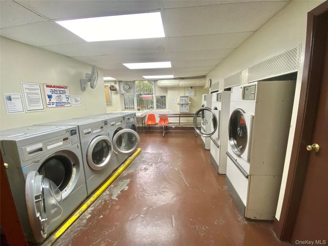 2 Sadore Lane 5Z, Yonkers, NY 10710