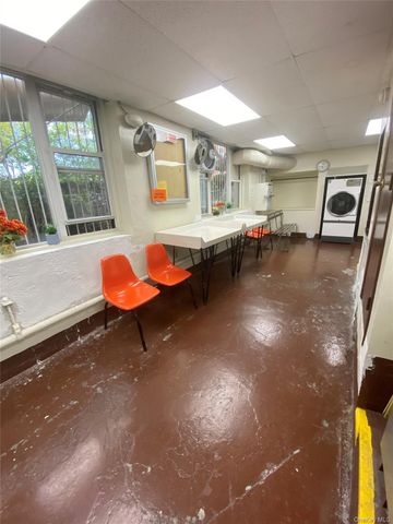 2 Sadore Lane 5Z, Yonkers, NY 10710