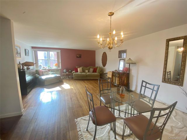 2 Sadore Lane 5Z, Yonkers, NY 10710