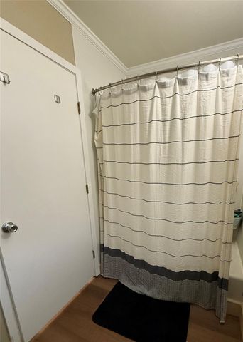 255 Duckett Street, El Campo, TX 77437