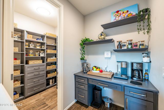 11785 N Silverscape Drive, Oro Valley, AZ 85737