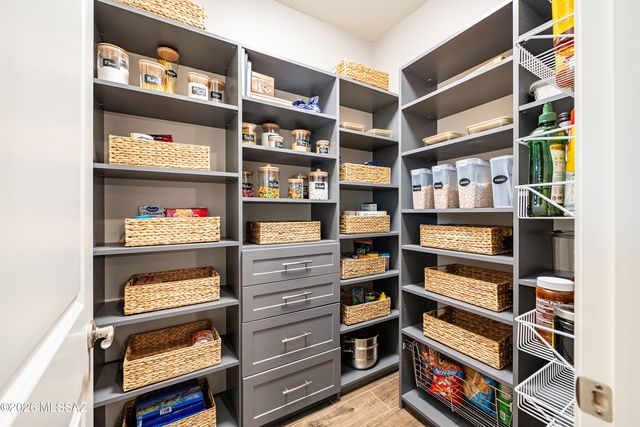 11785 N Silverscape Drive, Oro Valley, AZ 85737