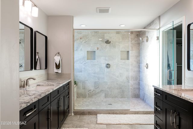 11785 N Silverscape Drive, Oro Valley, AZ 85737