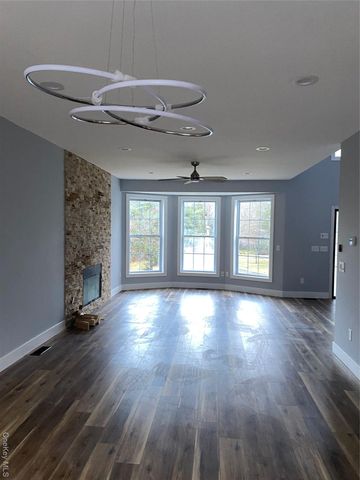 44 Roslyn Ridge Road, White Lake, NY 12762