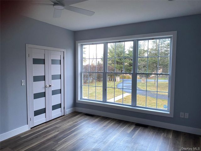 44 Roslyn Ridge Road, White Lake, NY 12762