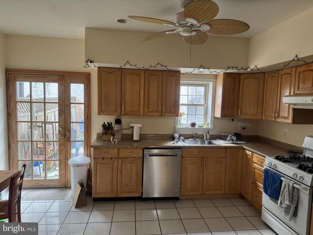 1937 BAINBRIDGE ST, Philadelphia, PA 19146