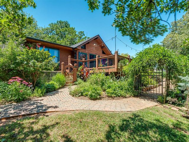 2101 E Lakewood Drive, Guthrie, OK 73044