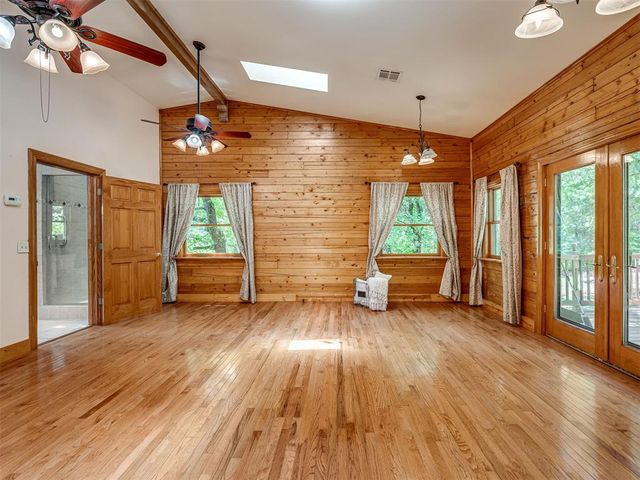 2101 E Lakewood Drive, Guthrie, OK 73044