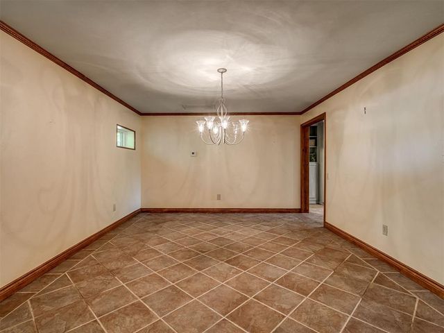 2101 E Lakewood Drive, Guthrie, OK 73044