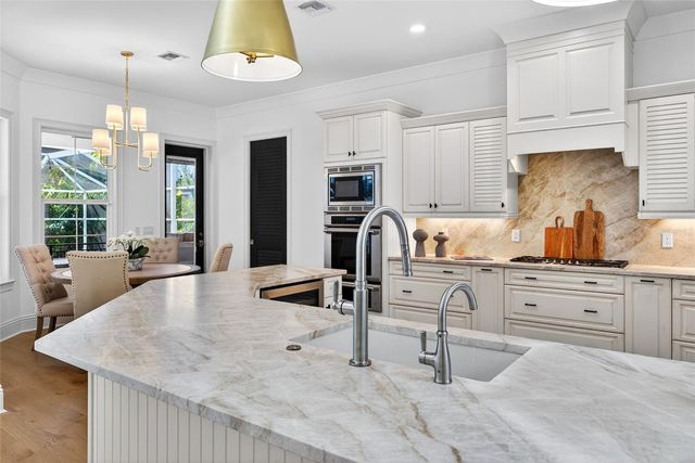 1349 HARBOR DRIVE, Sarasota, FL 34239