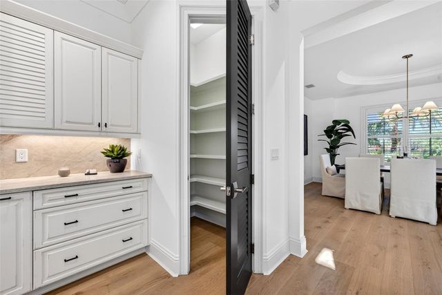 1349 HARBOR DRIVE, Sarasota, FL 34239