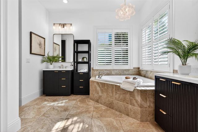 1349 HARBOR DRIVE, Sarasota, FL 34239