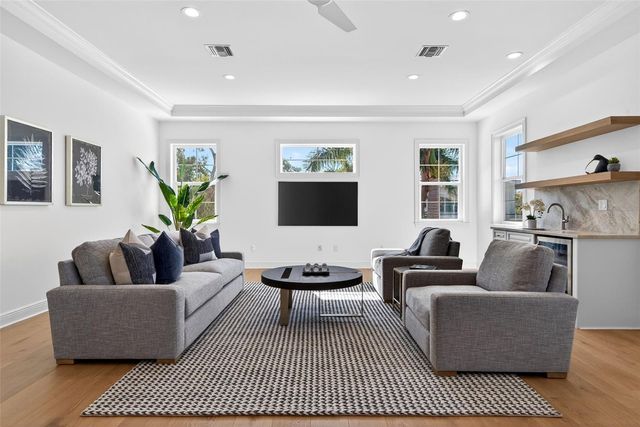 1349 HARBOR DRIVE, Sarasota, FL 34239