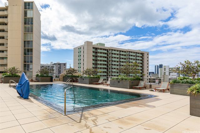 1717 Mott Smith Drive 2009, Honolulu, HI 96822