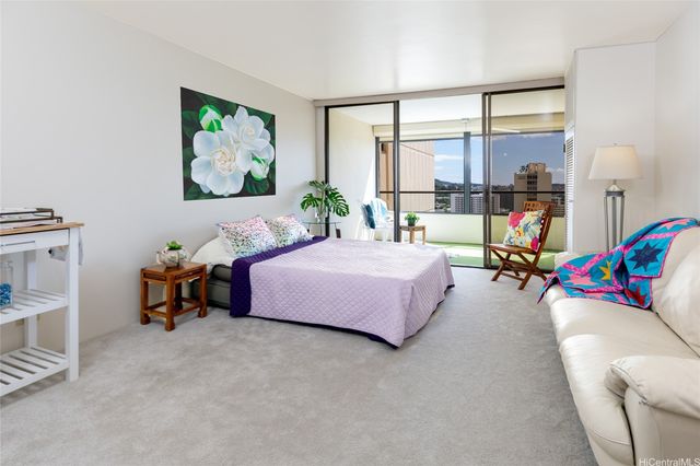 1717 Mott Smith Drive 2009, Honolulu, HI 96822
