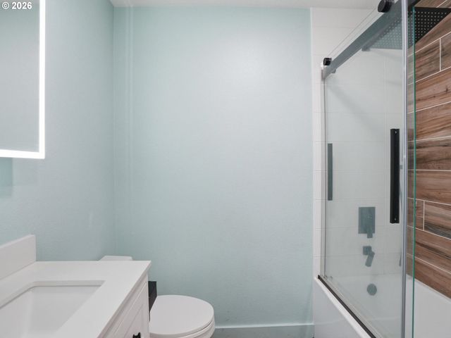 15921 Ne 2ND St, Vancouver, WA 98684