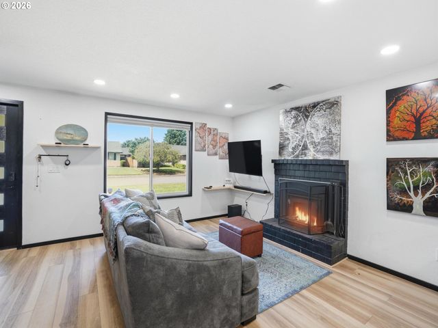 15921 Ne 2ND St, Vancouver, WA 98684