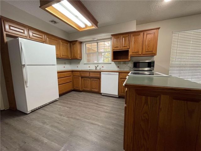 13676 Cardinal Circle, Bentonville, AR 72712