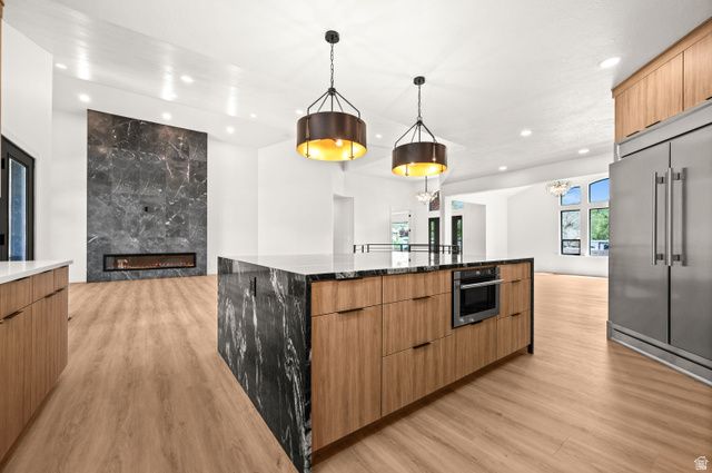 1548 E JUNE CIR, Draper, UT 84020