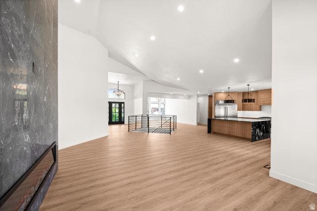 1548 E JUNE CIR, Draper, UT 84020