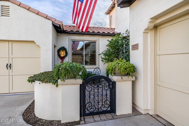 377 W DESERT BROOM Drive, Chandler, AZ 85248