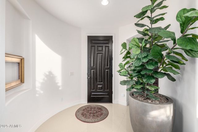 377 W DESERT BROOM Drive, Chandler, AZ 85248