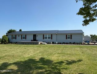 4222 Fremont Pike, Perrysburg, OH 43551