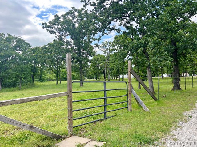 11001 Shortcut Road, Mounds, OK 74047