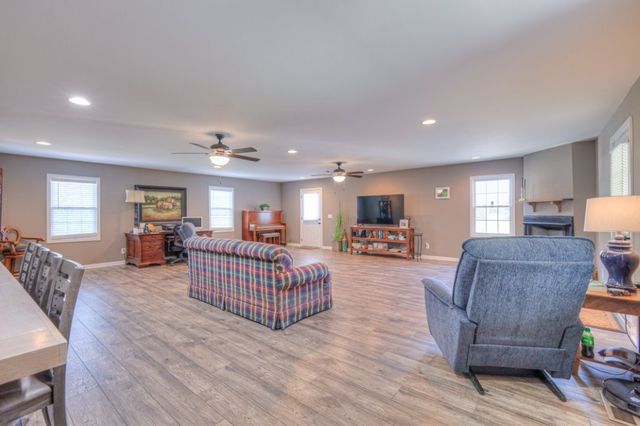 149 Brown Lane, Shelbyville, TN 37160