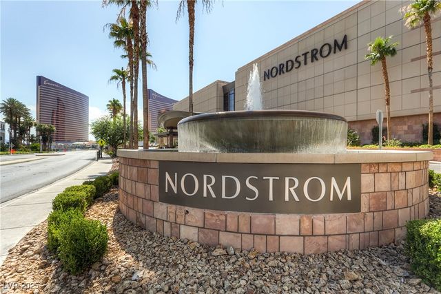 2000 FASHION SHOW Drive 2723, Las Vegas, NV 89109