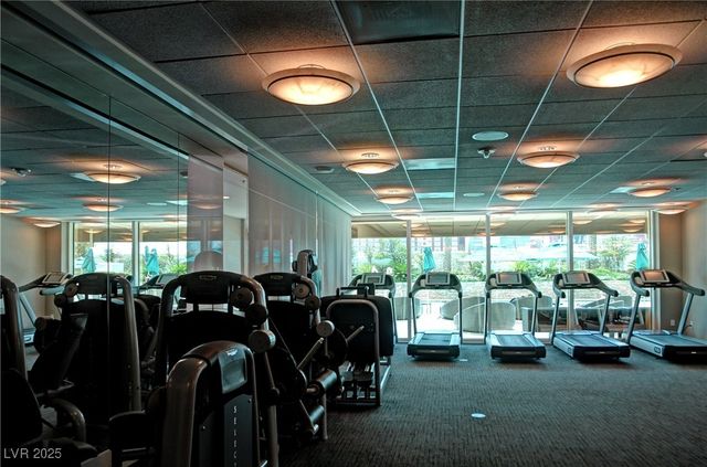 2000 FASHION SHOW Drive 2723, Las Vegas, NV 89109