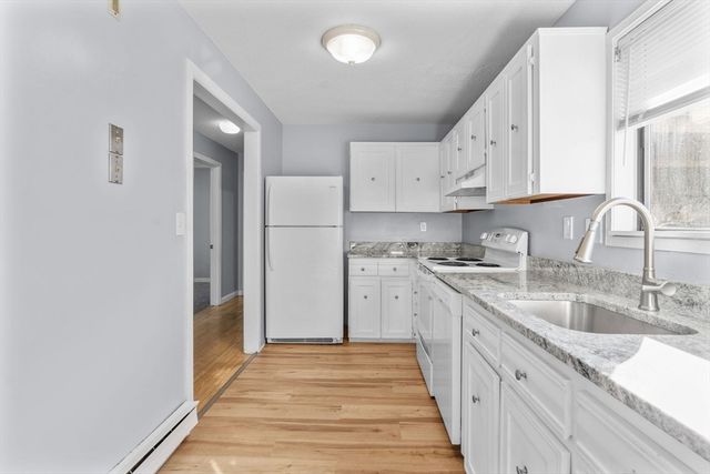 800 Bearse's Way 3NF, Barnstable, MA 02601