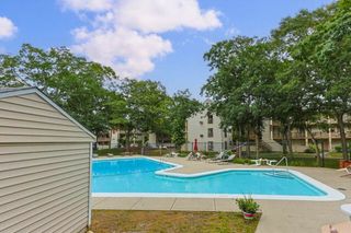 800 Bearse's Way 3NF, Barnstable, MA 02601