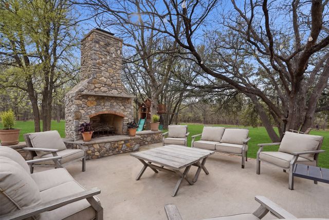 2151 Lipan Highway, Granbury, TX 76048