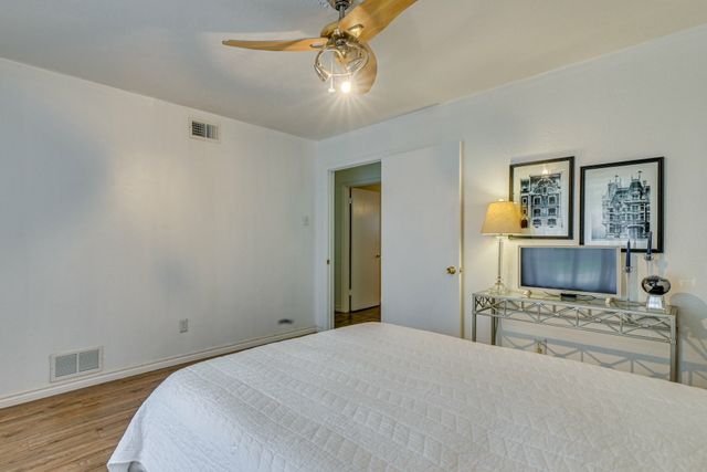 10207 Carry Back Circle, Dallas, TX 75229