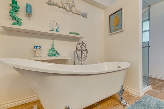 10207 Carry Back Circle, Dallas, TX 75229