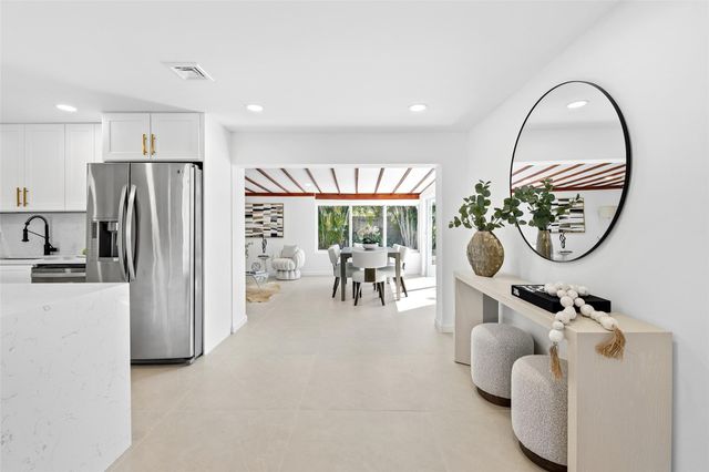 1710 SW 1st Avenue, Pompano Beach, FL 33060