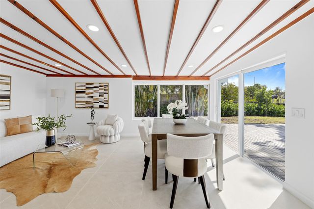 1710 SW 1st Avenue, Pompano Beach, FL 33060