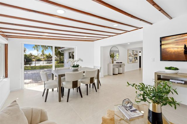 1710 SW 1st Avenue, Pompano Beach, FL 33060