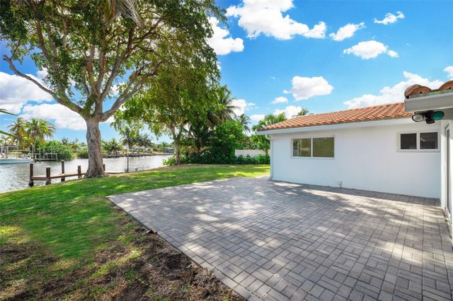 1710 SW 1st Avenue, Pompano Beach, FL 33060