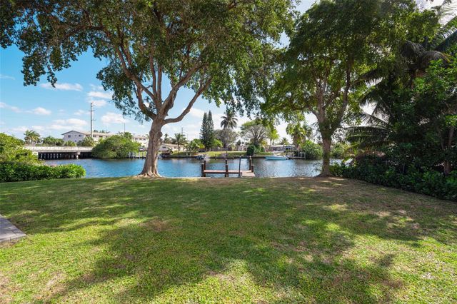 1710 SW 1st Avenue, Pompano Beach, FL 33060