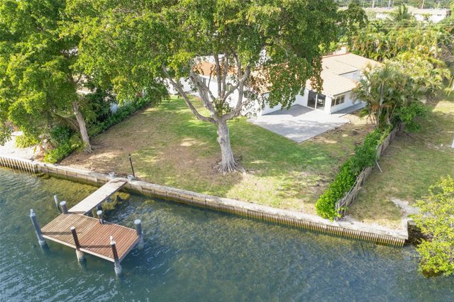 1710 SW 1st Avenue, Pompano Beach, FL 33060