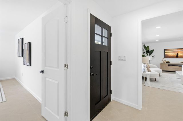 1710 SW 1st Avenue, Pompano Beach, FL 33060