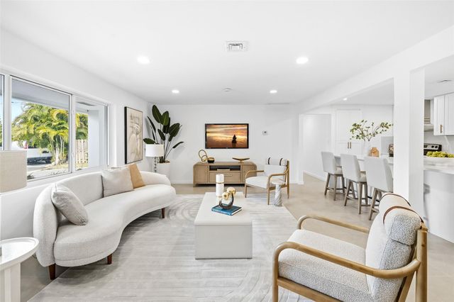 1710 SW 1st Avenue, Pompano Beach, FL 33060