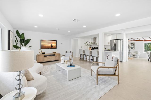 1710 SW 1st Avenue, Pompano Beach, FL 33060