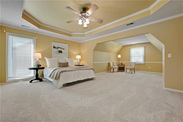 14301 Bond Street, Overland Park, KS 66221